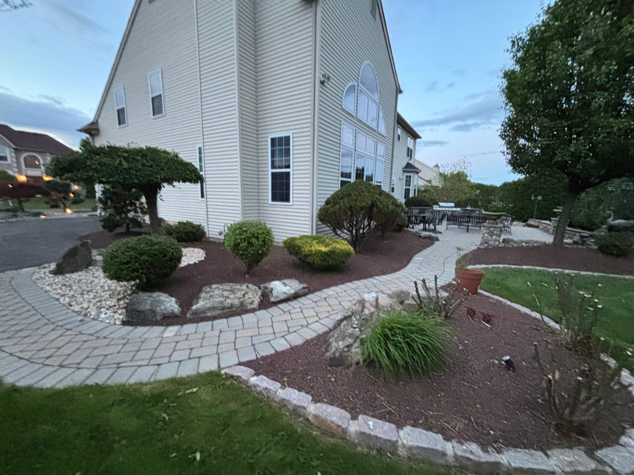 Tidy lawn and planting beds